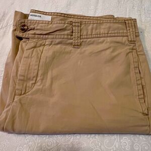 Gap Favorite Khaki 5 Pocket Bermuda Shorts Women's size 16